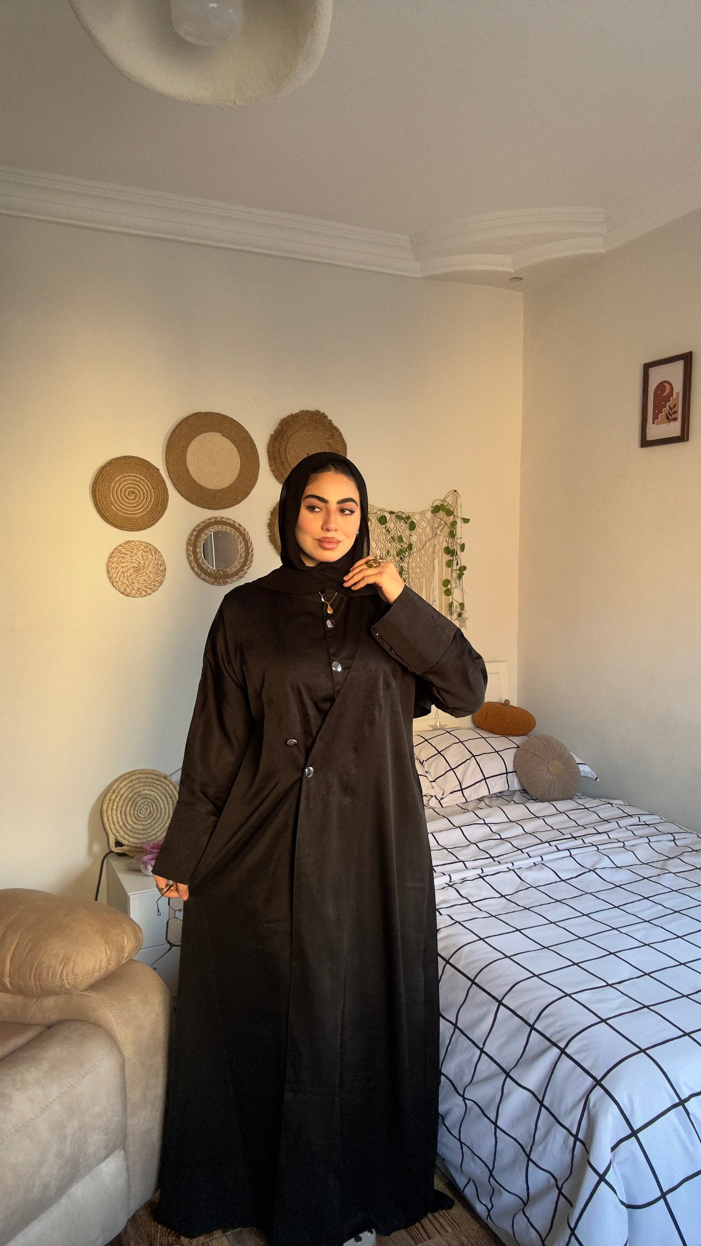 Dhay Black