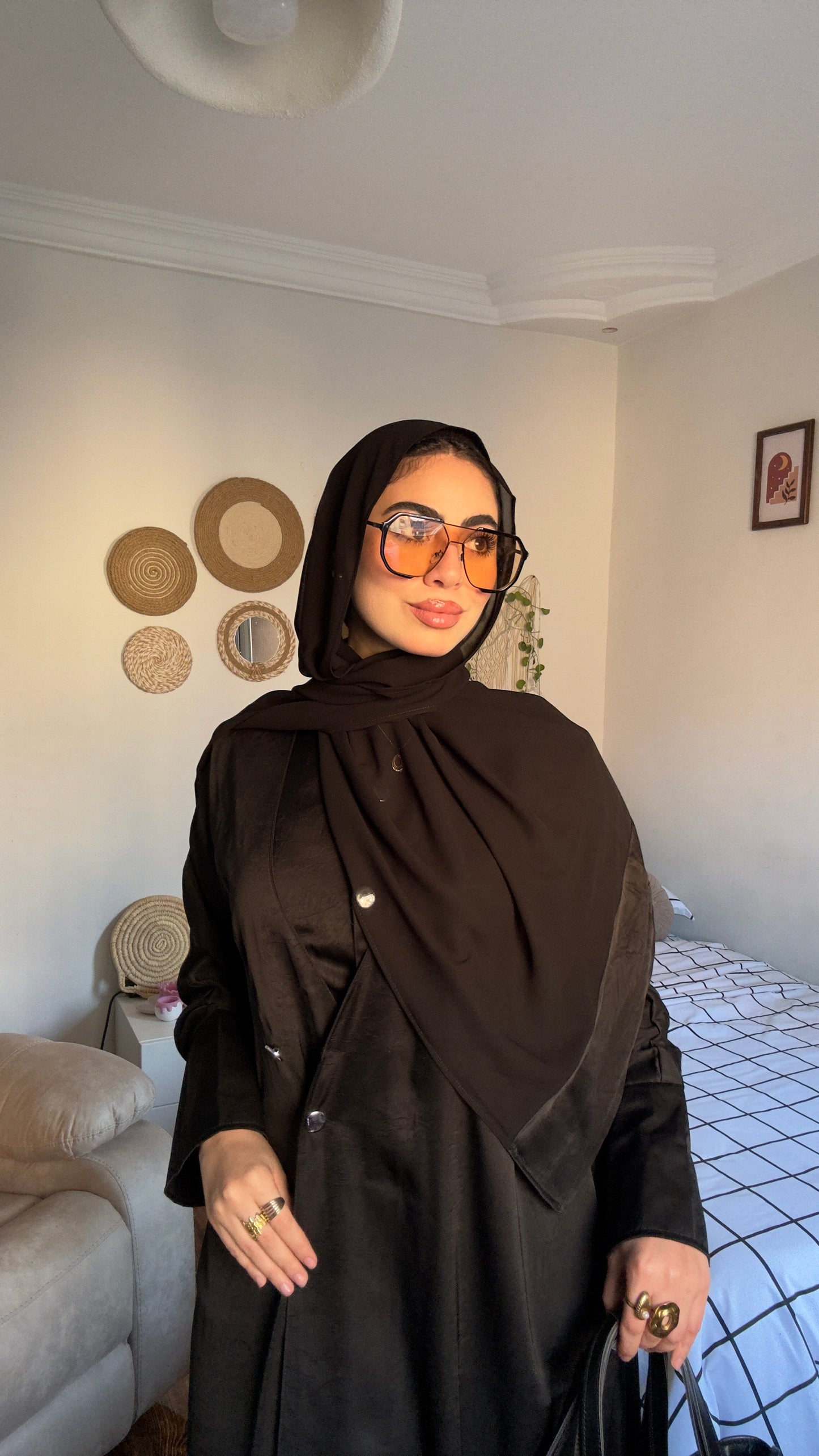 Dhay Black